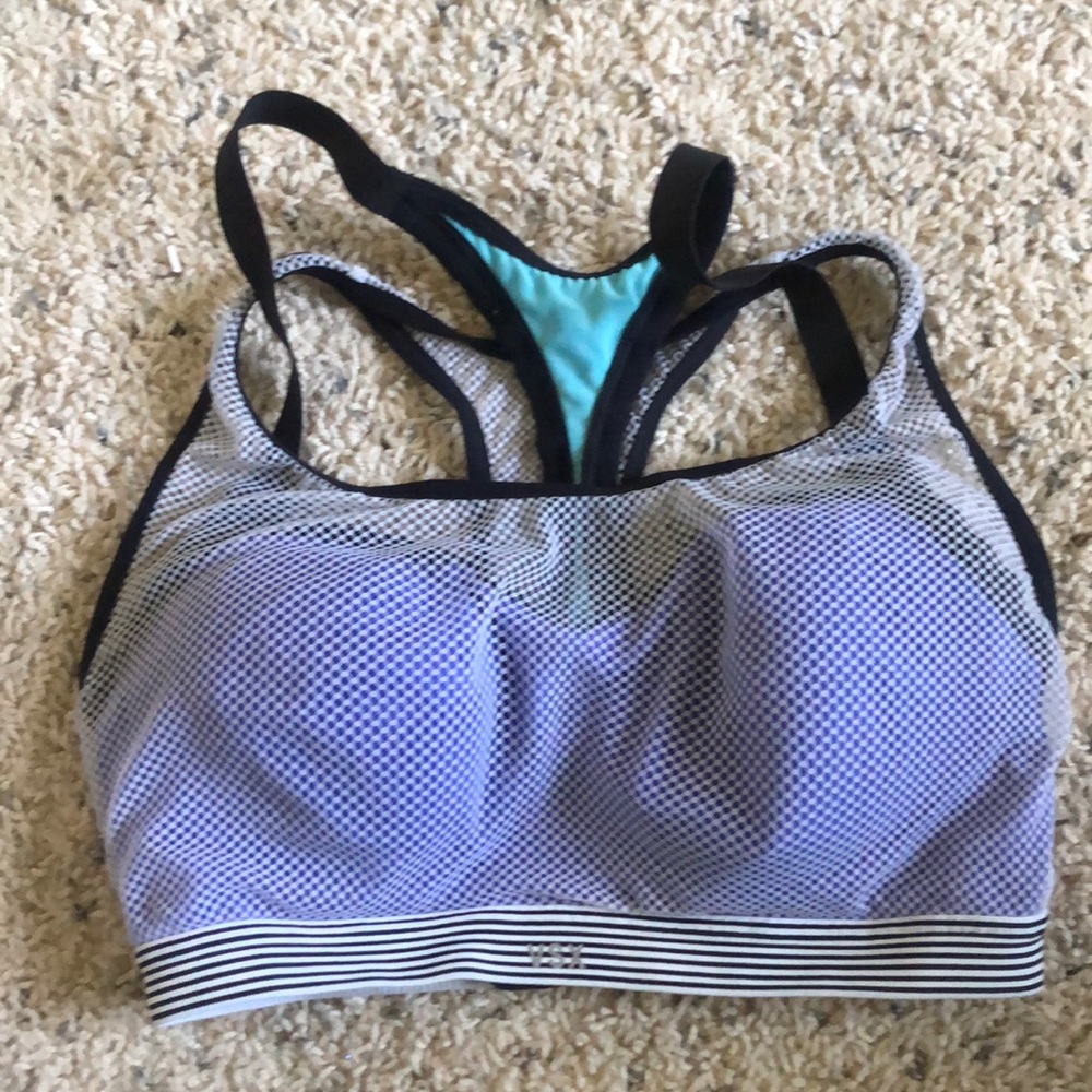 Victoria’s secret high-support sports bra- 34C